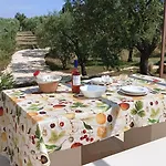 度假居 Trullo Pettirosso
