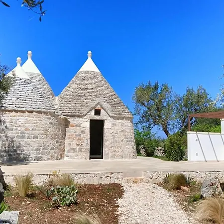 بيت للعطل Trullo Pettirosso أوستوني