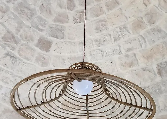 Trullo Pettirosso Ferienhaus *